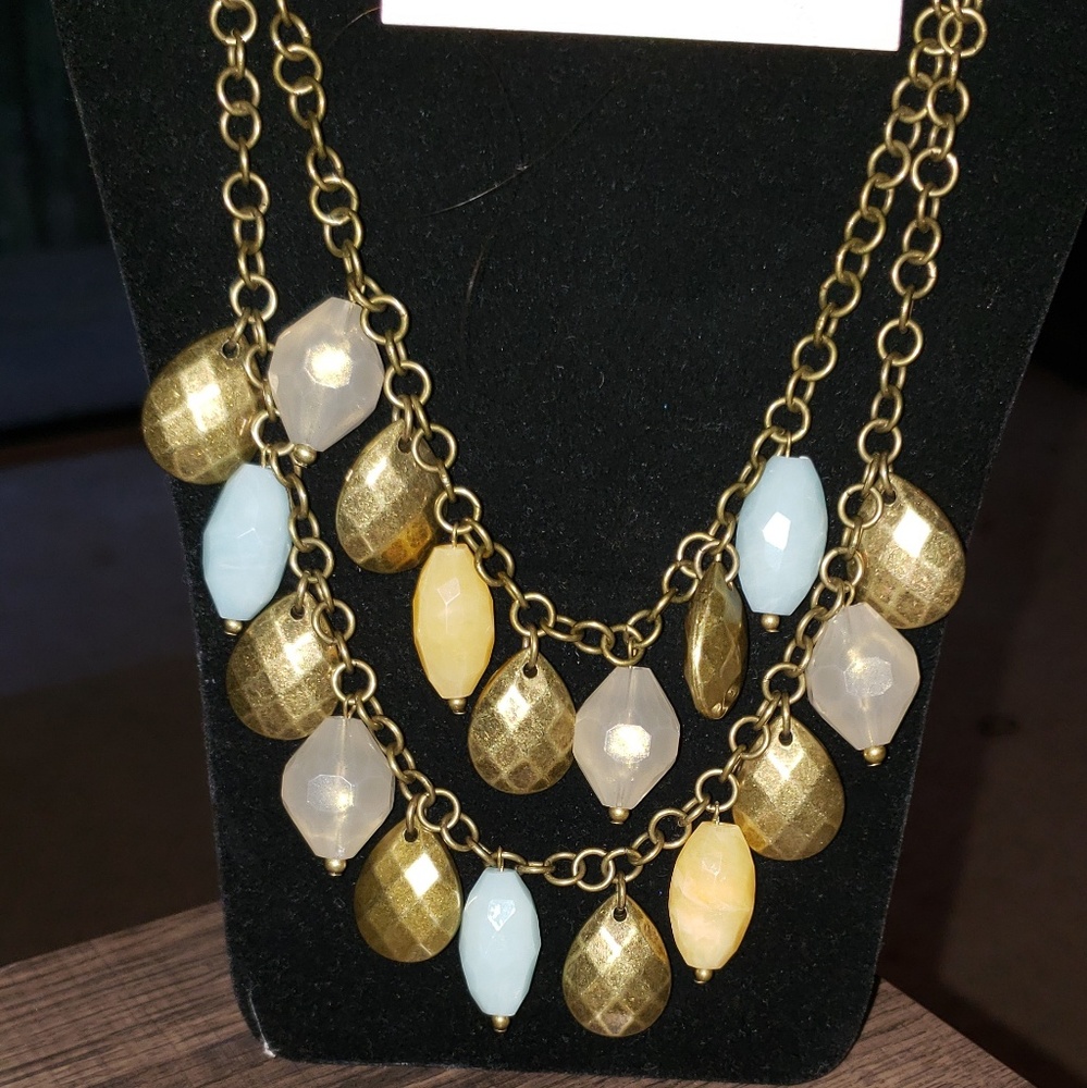 Premiere necklace with matching earrings and brace